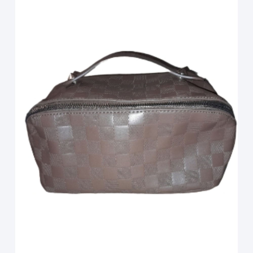 Checkered Portable Unisex Bag
